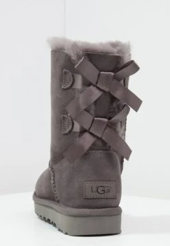 Ugg Bailey Bow - Korte Laarzen - Grey -Damesmode cd24d18222c74140b68784fd42681dc1