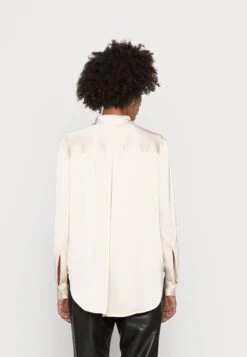 Anna Field Overhemdblouse - Nude -Damesmode d440f1564b214990b8800f83f8491c11