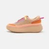 Steve Madden Doubletake - Sneakers Laag - Natural/Orange -Damesmode d75e6c3b067f45f3aaf7c6291c977a06