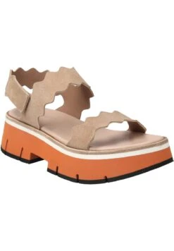 Sandalen Met Plateauzool - Beige -Damesmode d901d7d3940049f2b3fe95074108734a