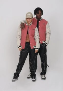 Lamar Varsity Jacket Unisex - Imitatieleren Jas - Coral 13 Lamar Varsity Jacket Unisex - Imitatieleren Jas - Coral -Damesmode da79dc0c8f6446288071845f3a0ab1e8