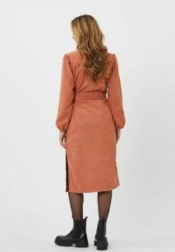 Moves Kilban - Blousejurk - Hot Sauce -Damesmode dd9aa3086c134bc9b6e02706fe4a470f