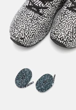 Uno - Sneakers Laag - Black/White -Damesmode e15017e786444988a9e10e43c3562a1c