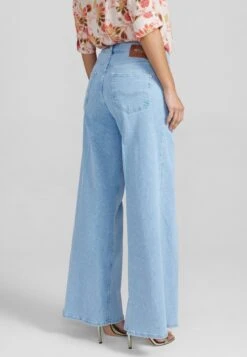 Mos Mosh Hailee Boyd - Bootcut Jeans - Light Blue -Damesmode e4e9147e1aa24feab81f7ae7ca32bc1d