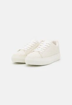 Sneakers Laag - Off-White -Damesmode eb7b164418c8464a827b0708f40bc634