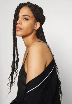 Anna Field Amanda Satin Dressing Gown - Badjas - Black -Damesmode eed1478cfddd45b9a2232895a3abc79a