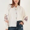 LELA Blouse - White 1 LELA Blouse - White -Damesmode f0ef1dc2e8e241c2a5b004eec4628d80