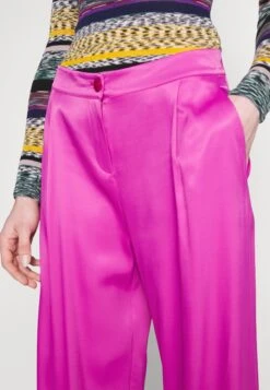 Patrizia Pepe Pantaloni Trousers - Broek - Orchid Purple -Damesmode f7bd7b95fadd4e3a8c51d5b6a950ccd4