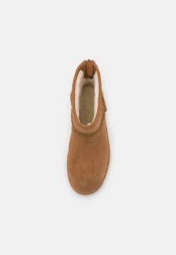 Ugg Classic Mini Logo Zip - Korte Laarzen - Chestnut -Damesmode f92e16fb60bc4ddfa7ea61b712375f9d