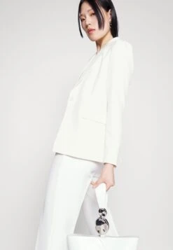 Bruuns Bazaar Rubysus Nora- Blazer - Snow White -Damesmode fb93454008eb4f3190930839f8708d42